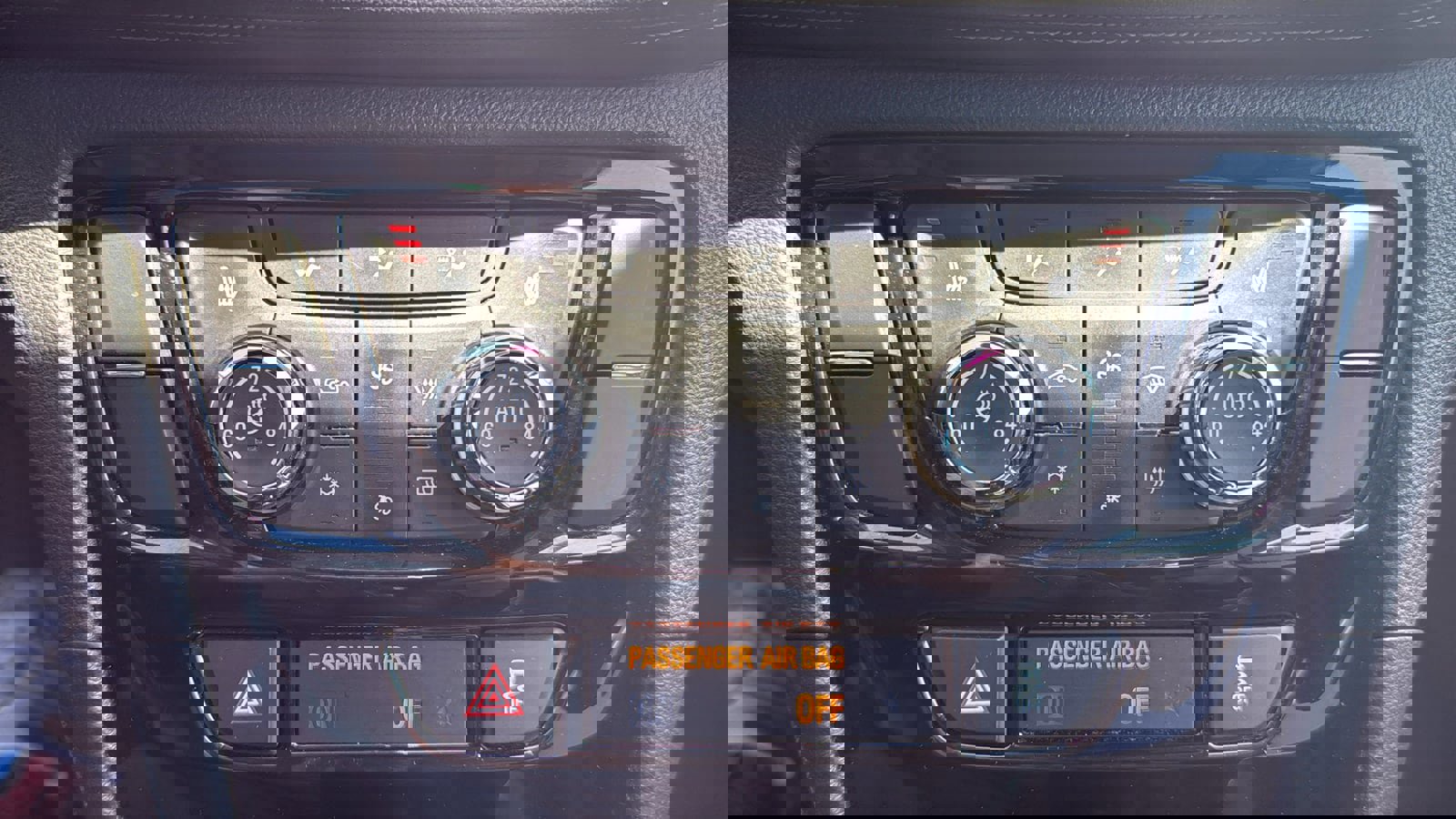 Used 2018 Buick Encore Essence AWD/4WD image 20