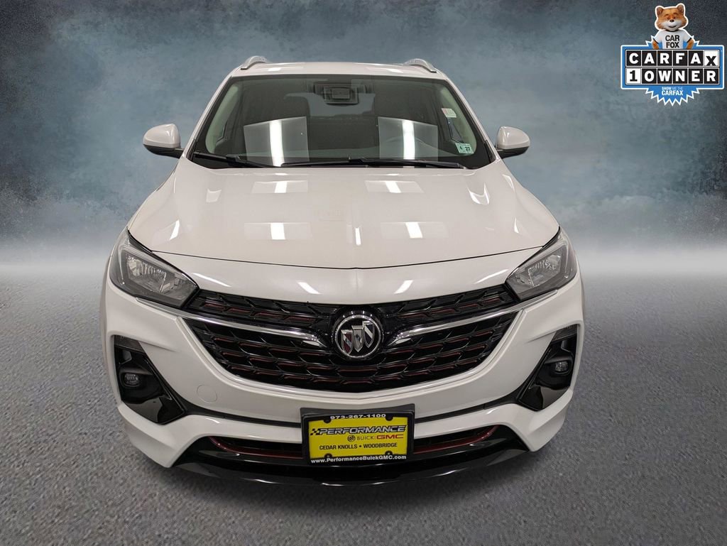 Used 2022 Buick Encore GX Preferred w/ Sport Touring Package FWD image 2