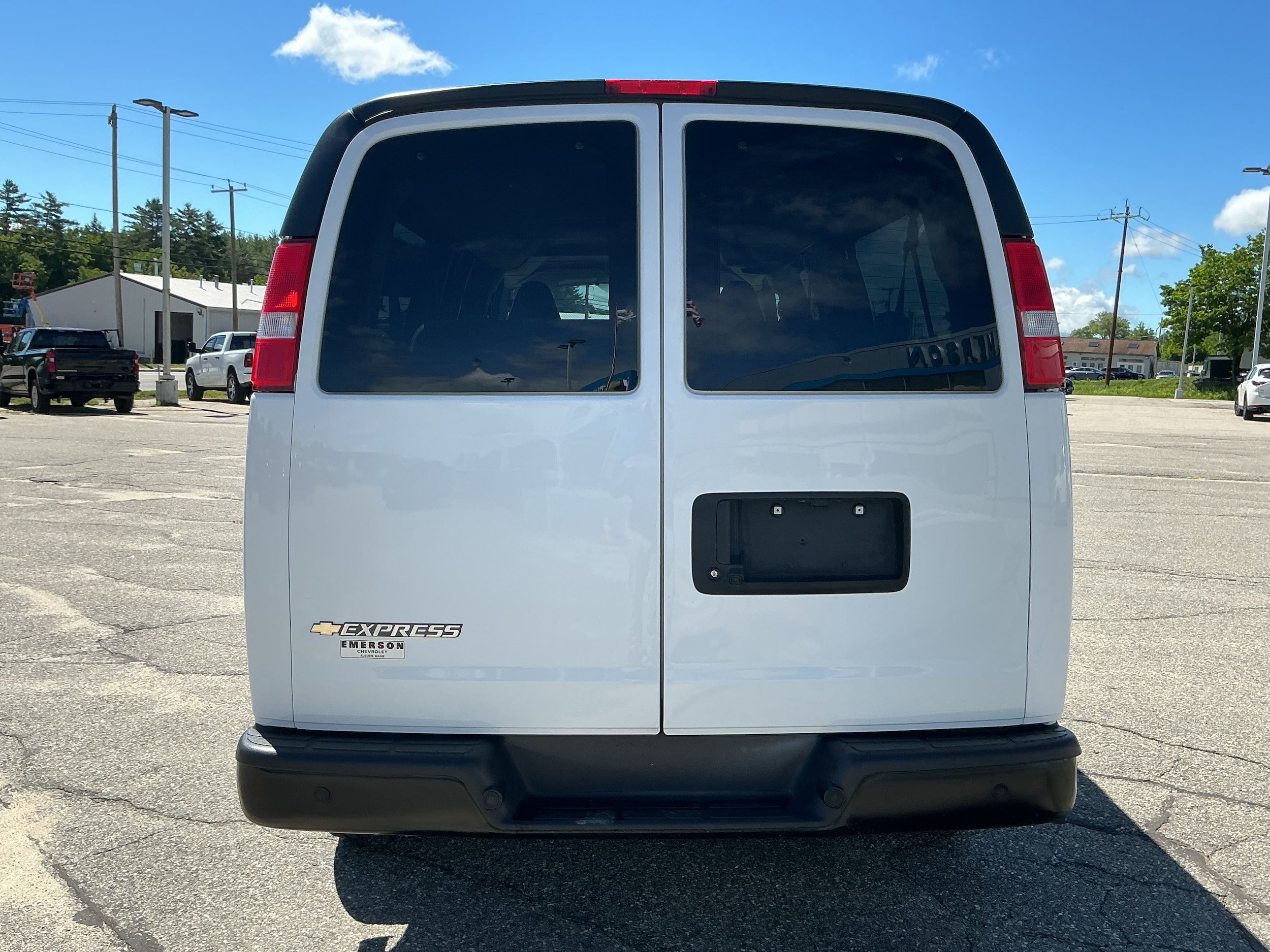 Certified 2023 Chevrolet Express 3500 LS RWD image 4
