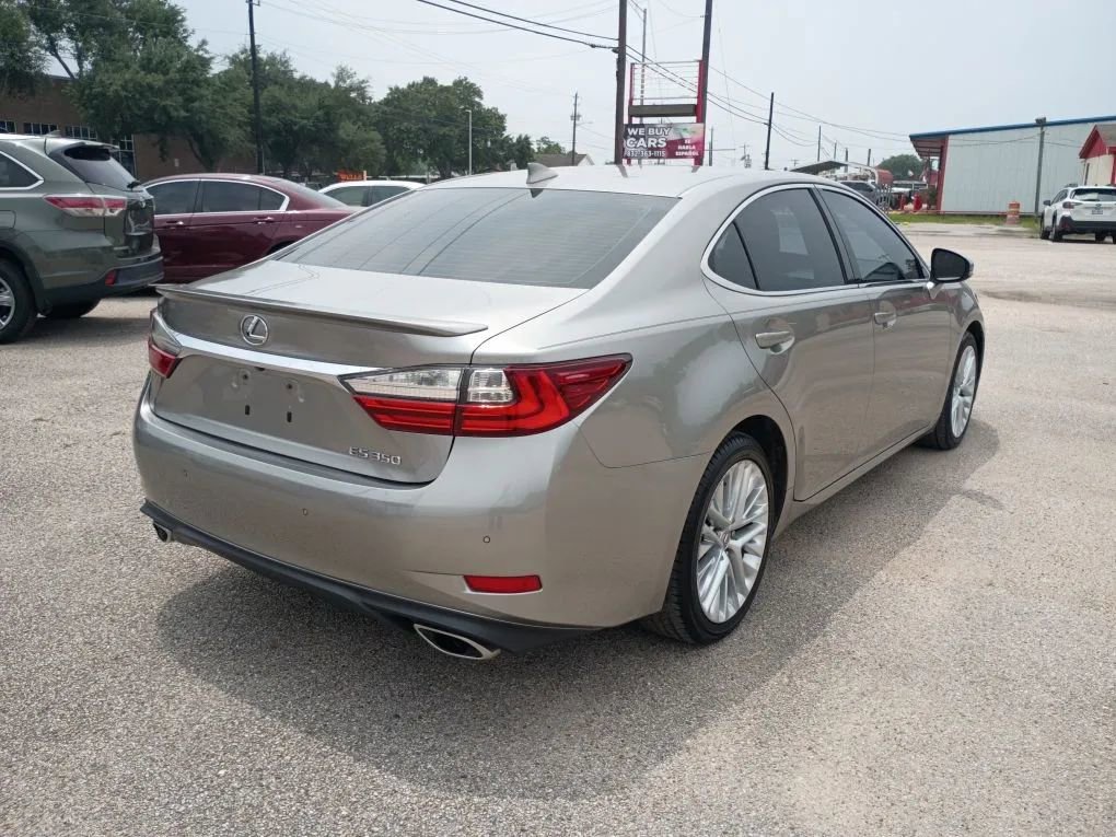Used 2016 Lexus ES 350 w/ Luxury Package w/Wood Trim FWD image 5