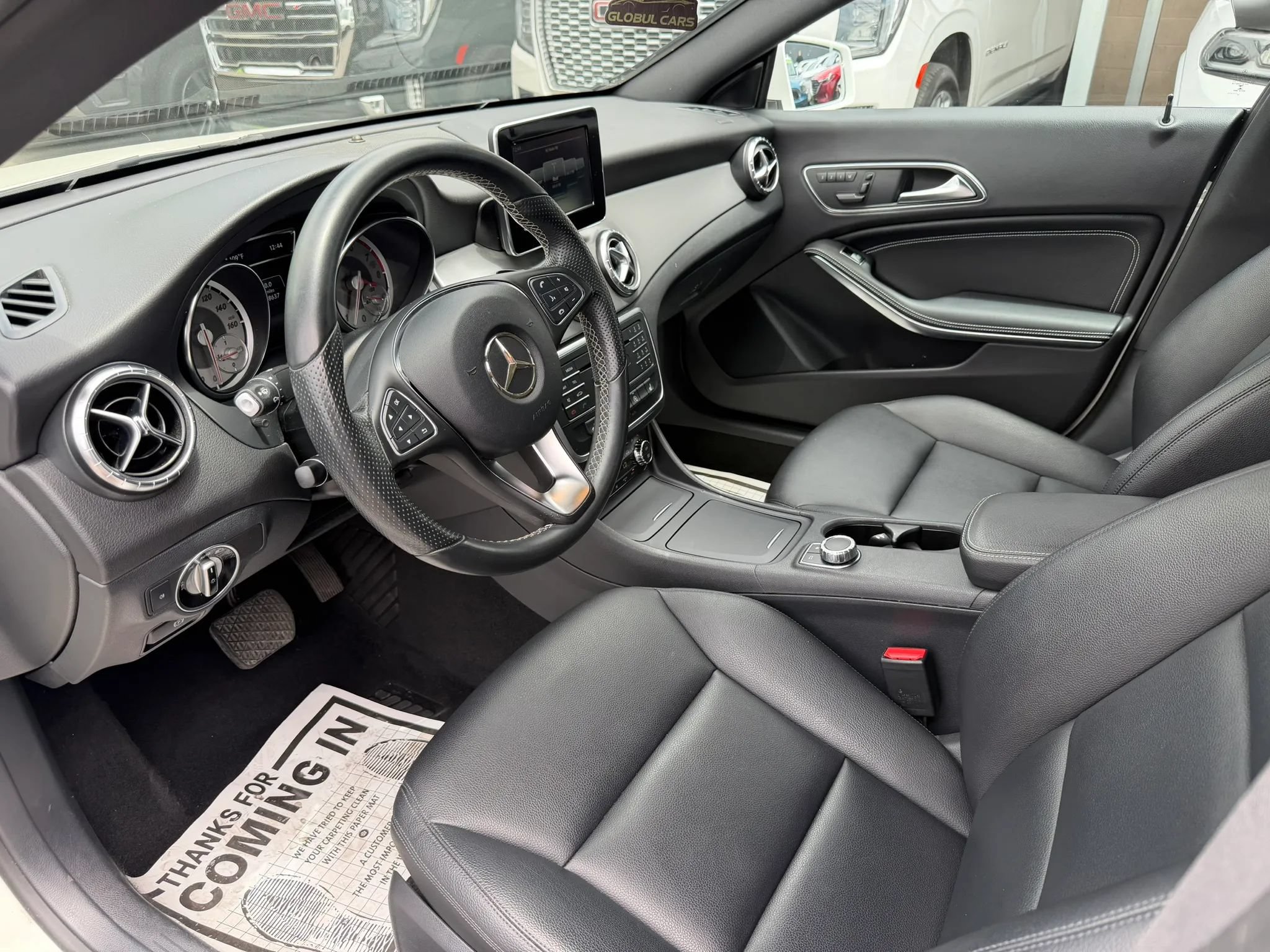 Used 2015 Mercedes-Benz CLA 250 image 9