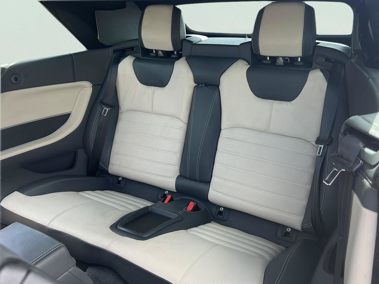 Used 2019 Land Rover Range Rover Evoque HSE Dynamic AWD/4WD image 18
