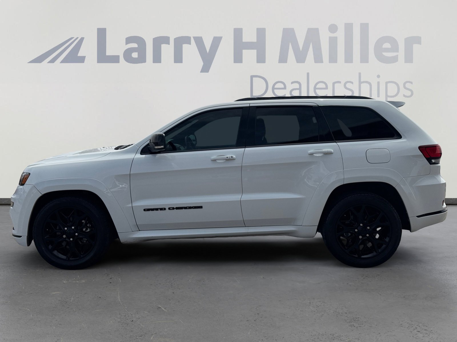 Used 2021 Jeep Grand Cherokee Limited X RWD image 2