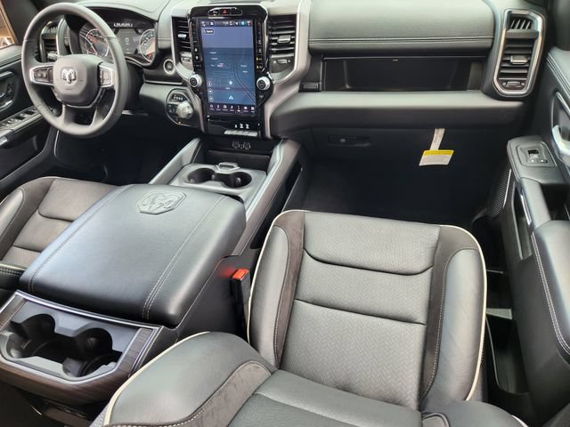 Used 2025 RAM 1500 Laramie AWD/4WD image 23