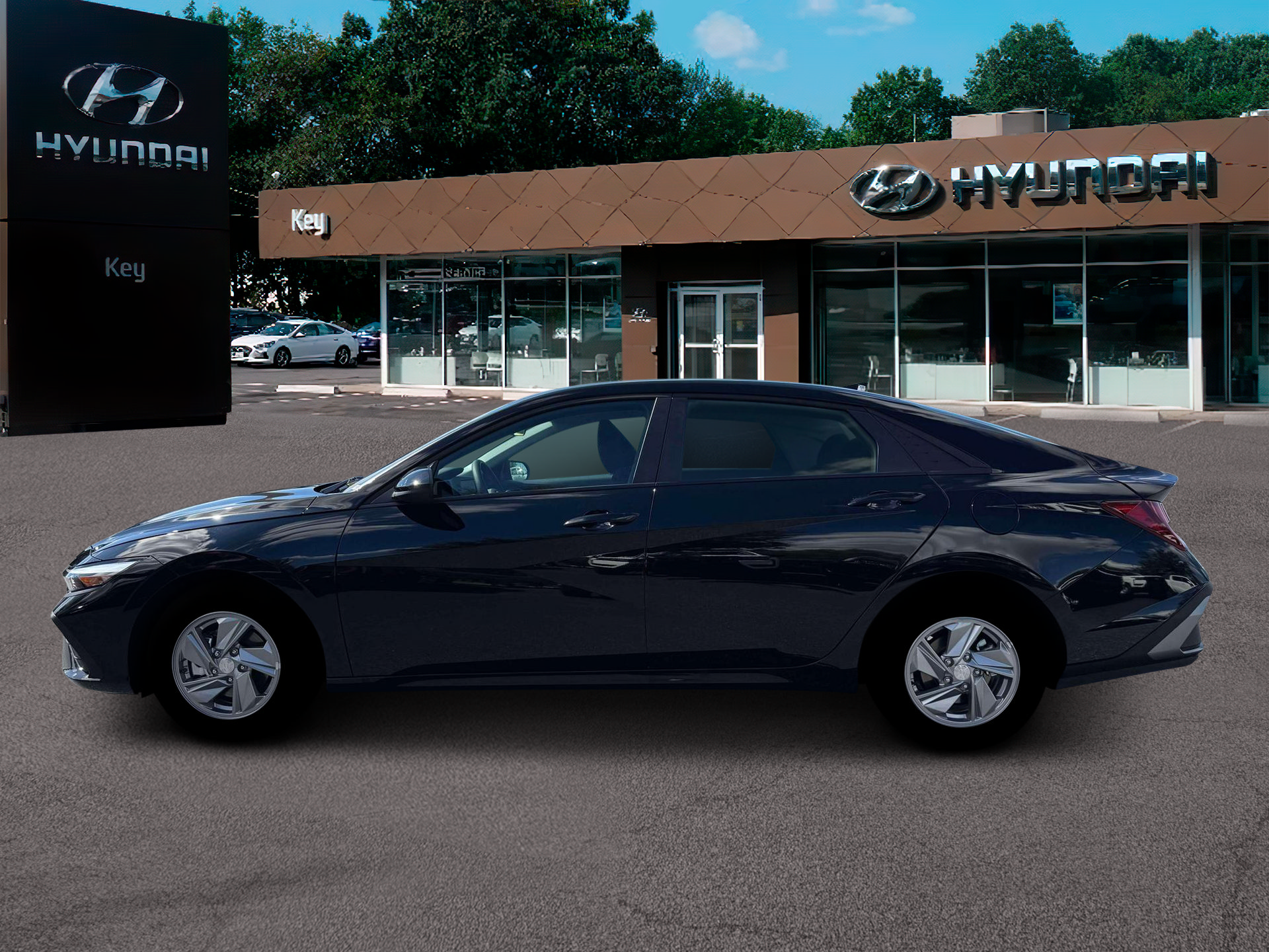 New 2026 Hyundai Elantra SE FWD image 3