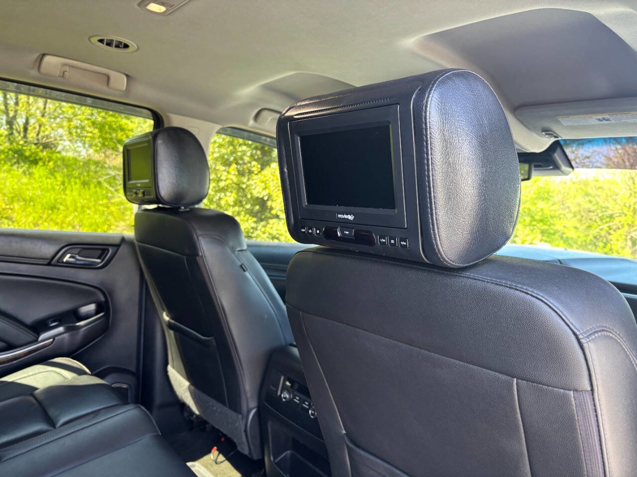 Used 2017 Chevrolet Suburban LT AWD/4WD image 11