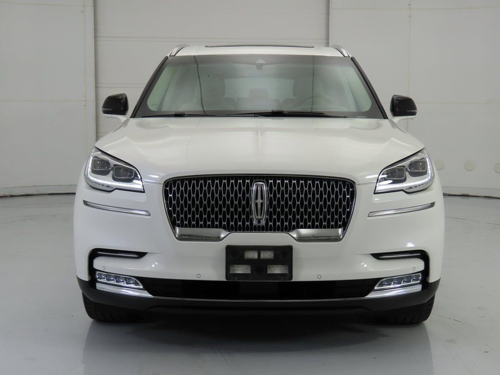 Used 2023 Lincoln Aviator Reserve w/ Equipment Group 201A image 2