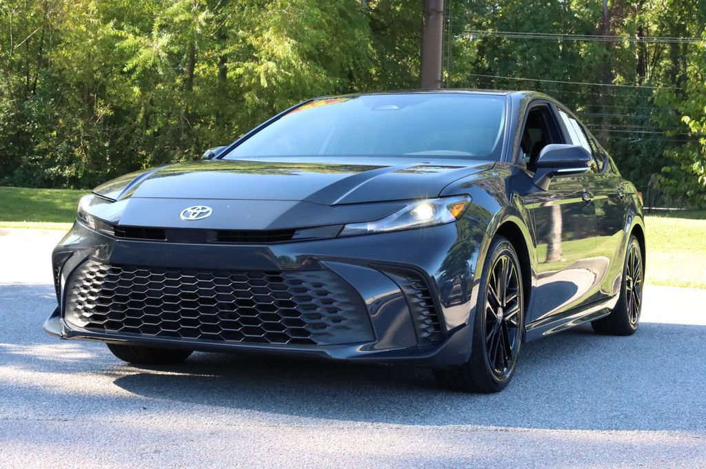 Used 2025 Toyota Camry SE