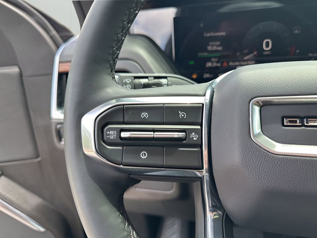 Certified 2025 GMC Yukon Denali AWD/4WD image 31