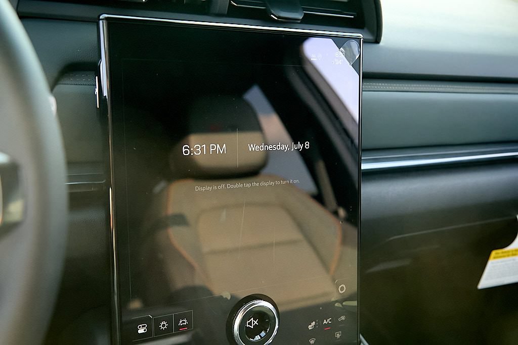 New 2027 GMC Terrain AT4 w/ Technology Package II AWD/4WD image 40