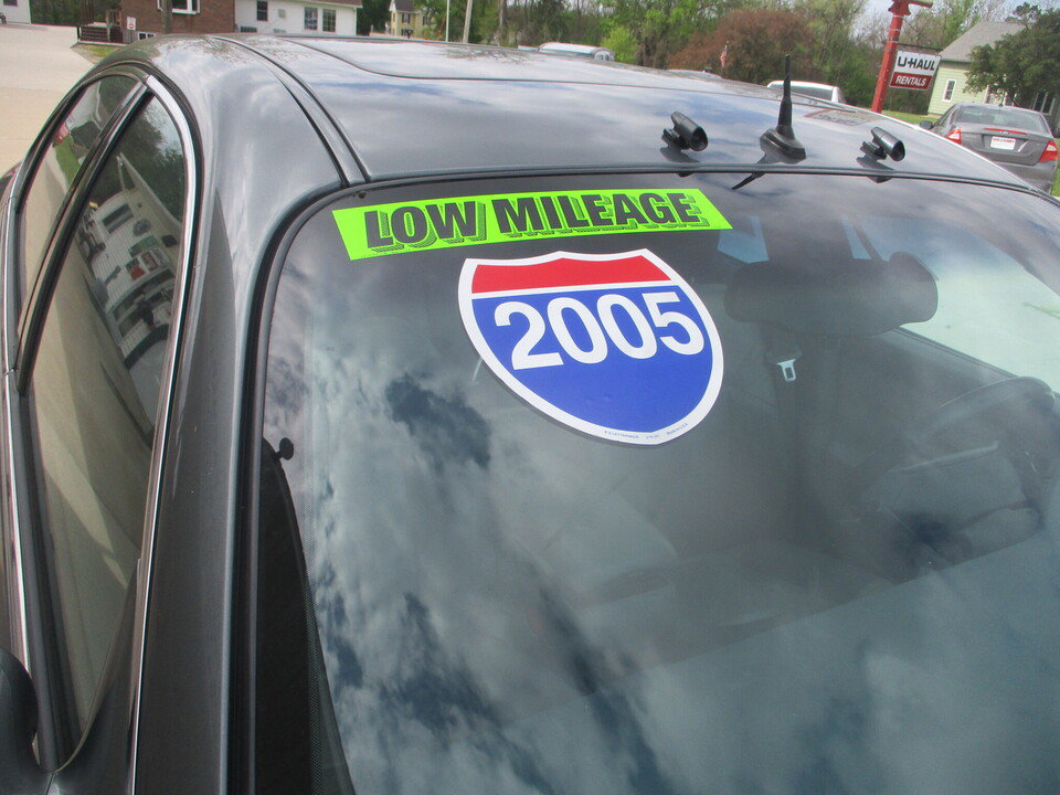 Used 2005 Buick LaCrosse CXL FWD image 19