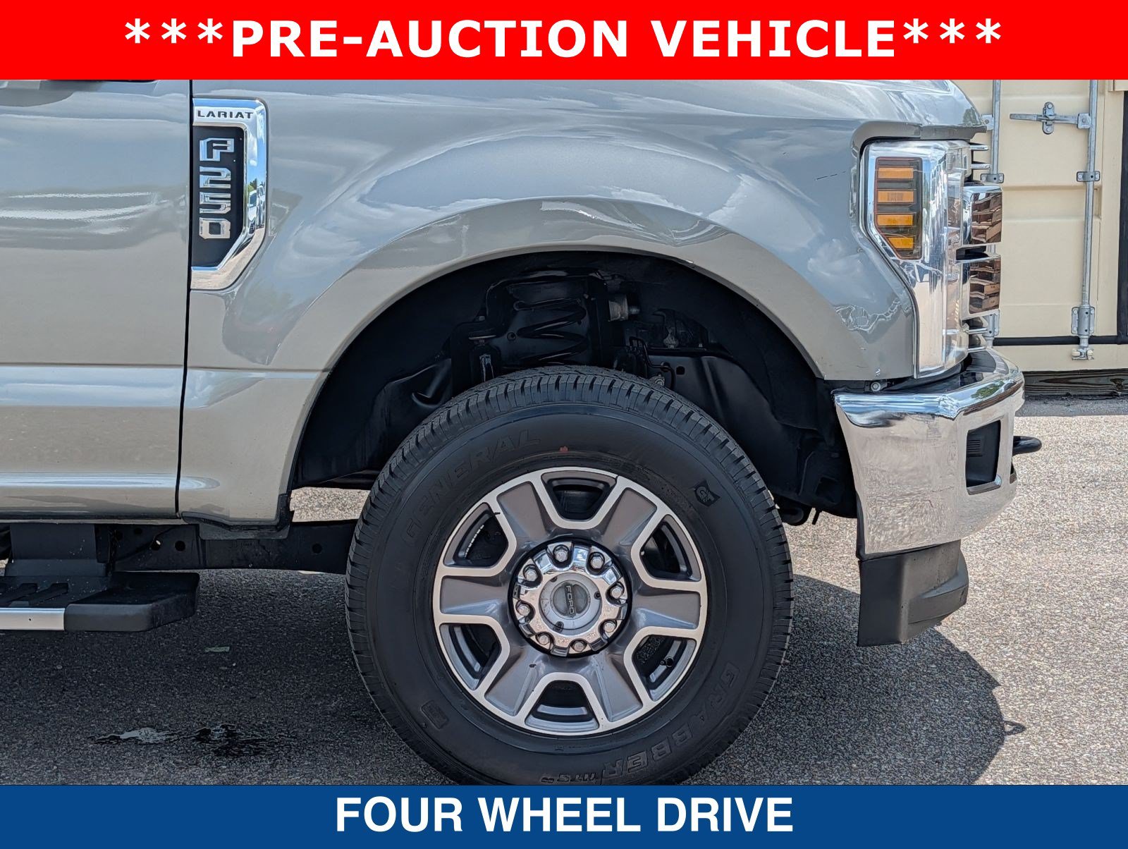 Used 2019 Ford F250 Lariat w/ Lariat Value Package AWD/4WD image 12