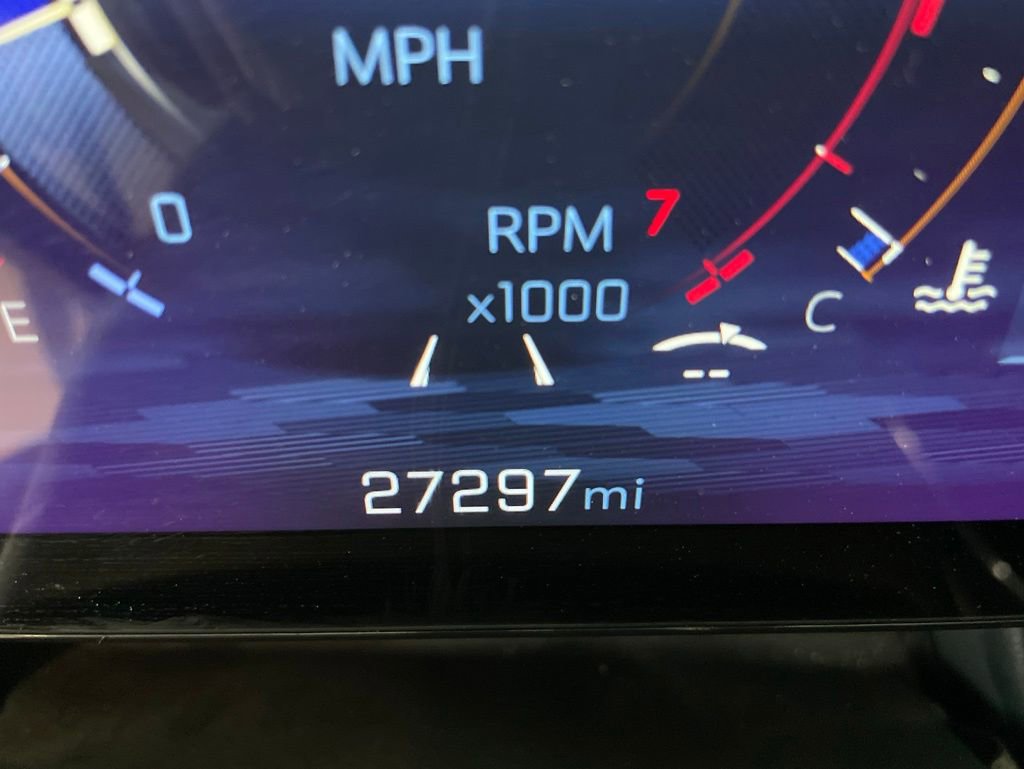 Used 2025 Chevrolet Equinox LT AWD/4WD image 14