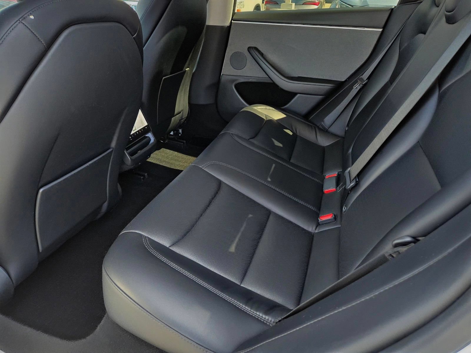 Used 2025 Tesla Model 3 Long Range RWD image 17