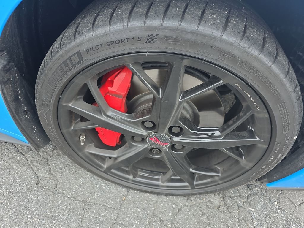 Used 2022 Chevrolet Corvette Stingray Premium Conv w/ Z51 Performance Package image 23