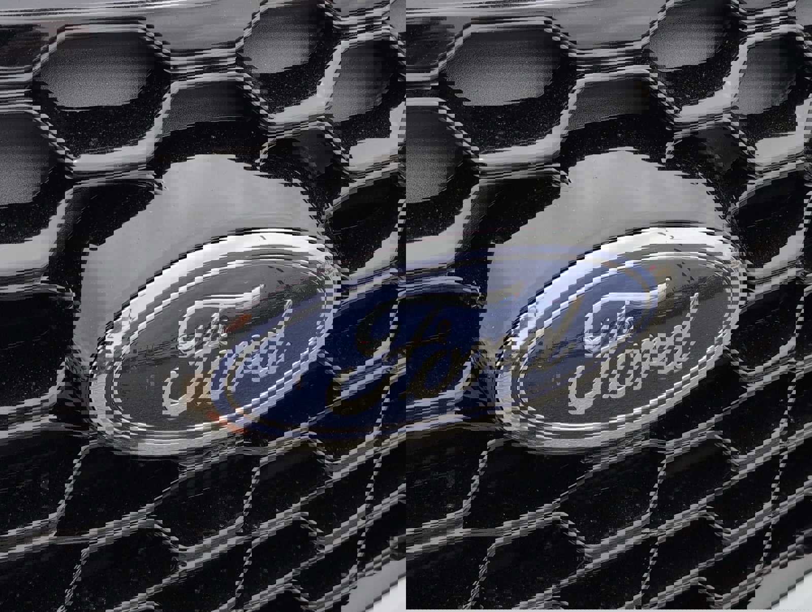 New 2026 Ford Explorer ST-Line image 17