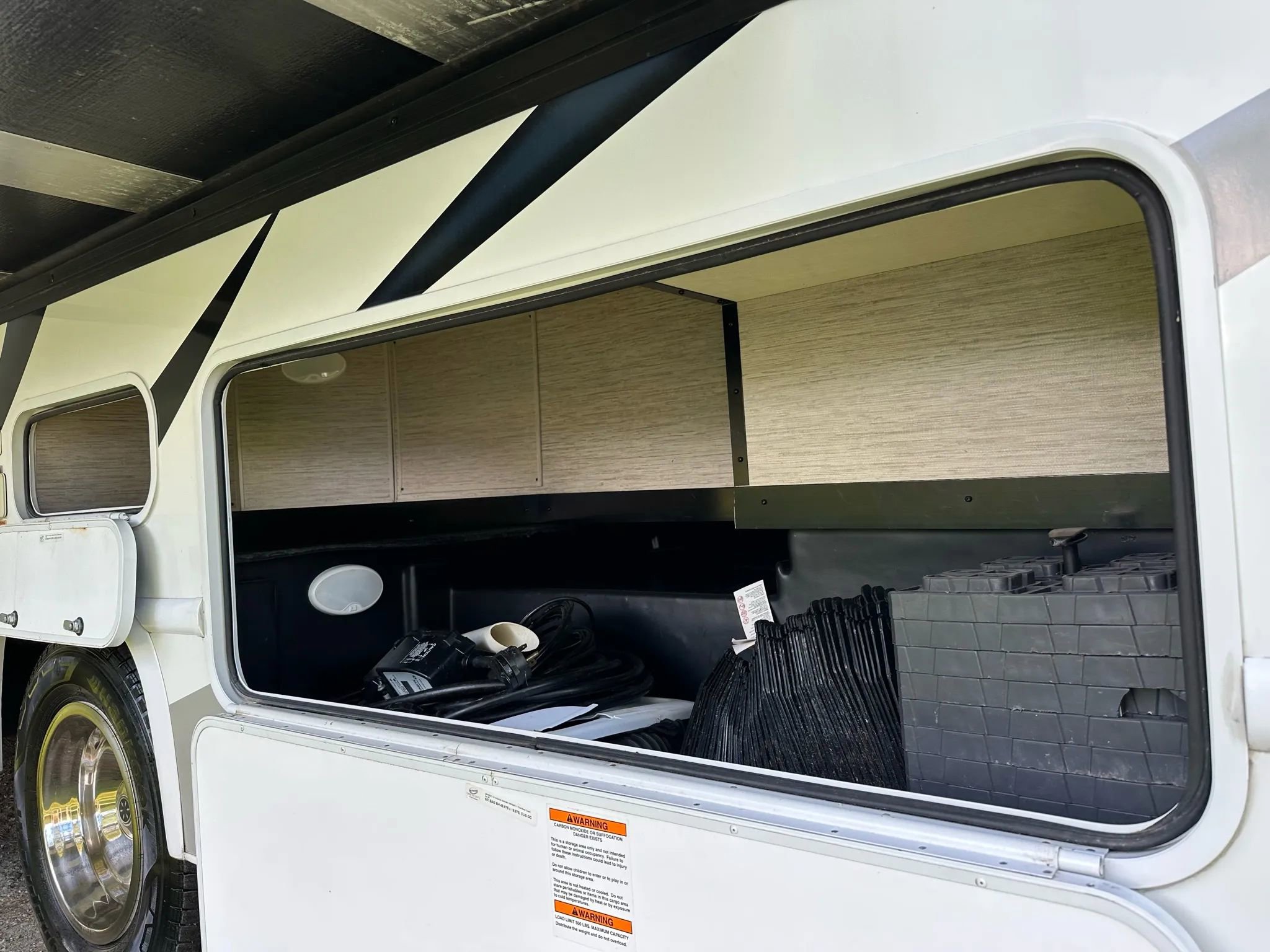 Used 2021 Ford E-450 and Econoline 450 Super Duty w/ Motorhome Prep Package image 26