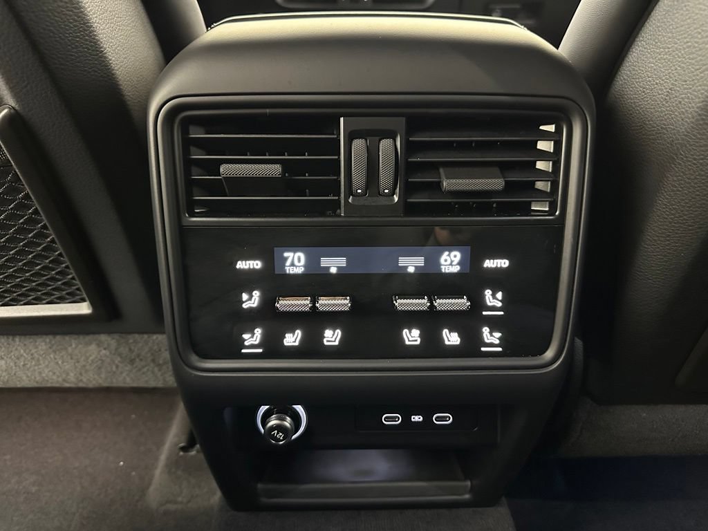 Certified 2026 Porsche Cayenne E-Hybrid AWD/4WD image 41