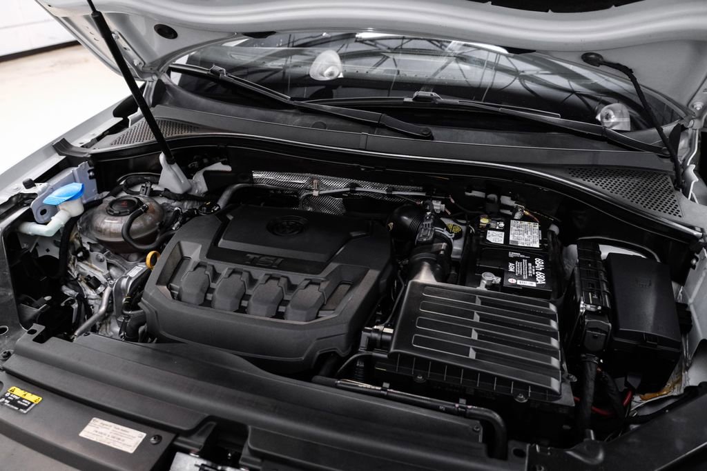 Used 2018 Volkswagen Tiguan S image 43