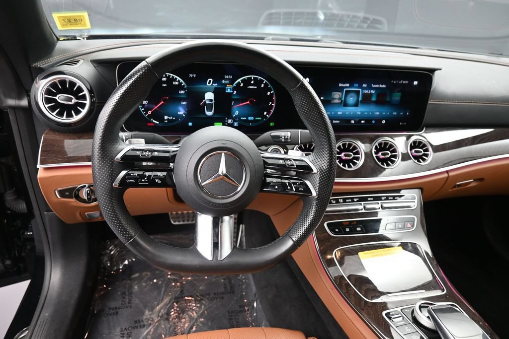 Used 2023 Mercedes-Benz E 450 4MATIC Cabriolet image 25