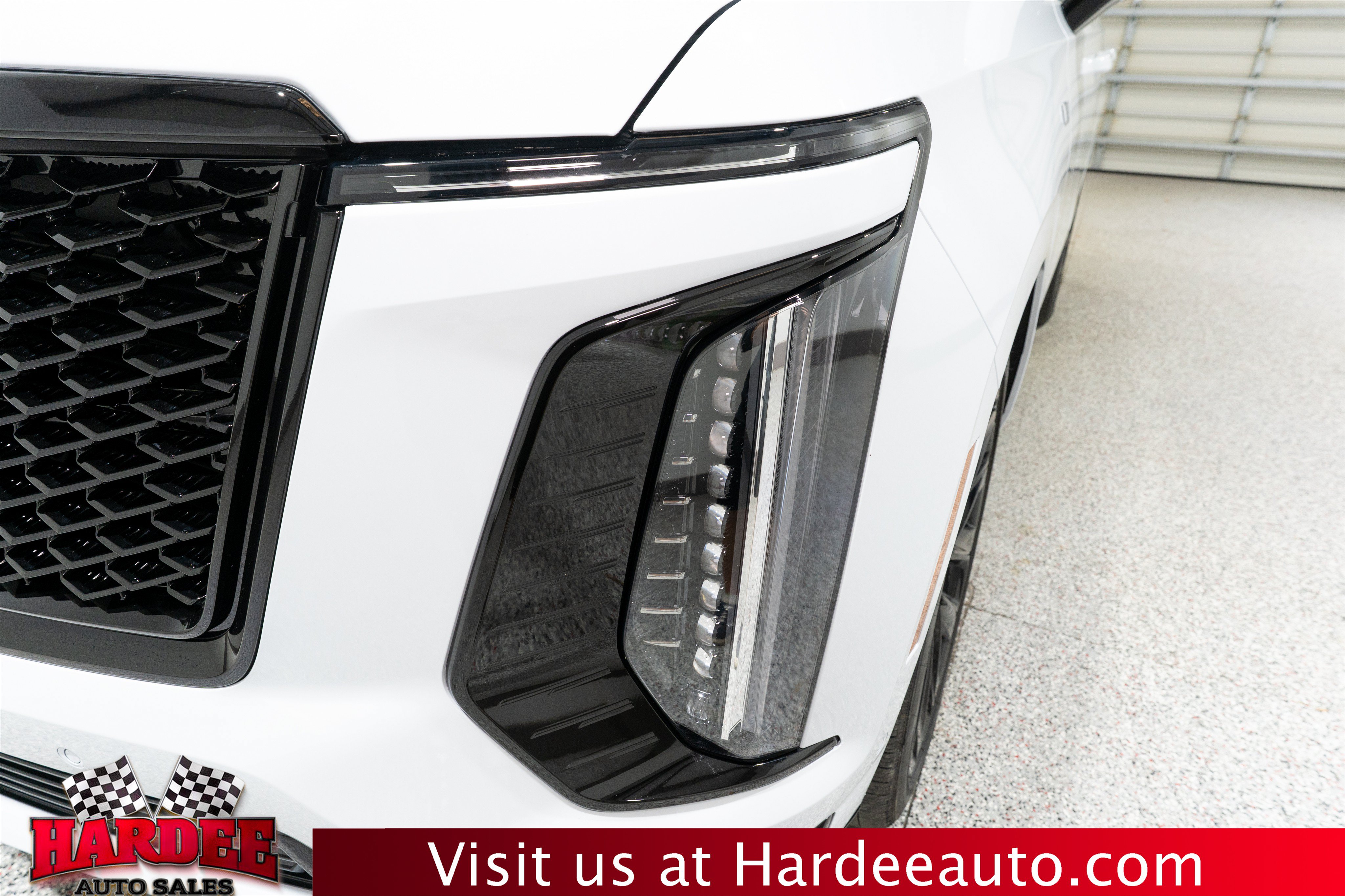 Used 2026 Cadillac Escalade Platinum Sport w/ LPO, ONYX Package AWD/4WD image 8