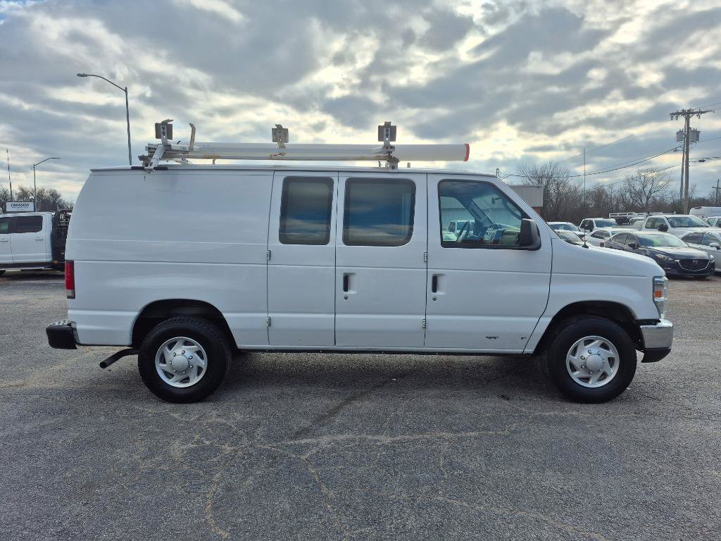 Used 2014 Ford E-250 and Econoline 250 w/ Power Group RWD image 9