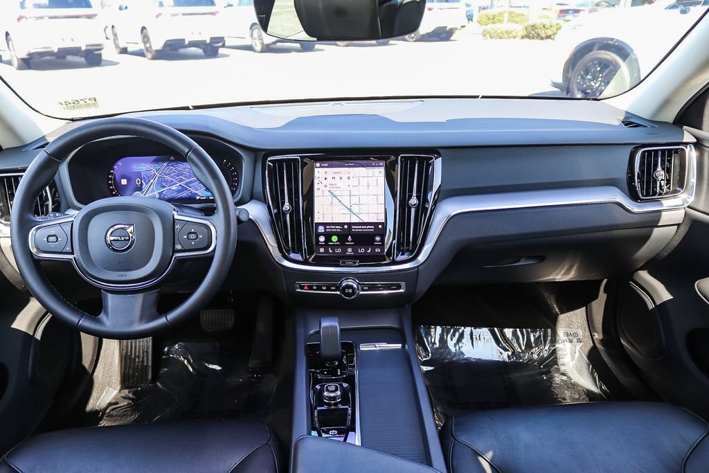 Used 2024 Volvo S60 B5 Core FWD image 12