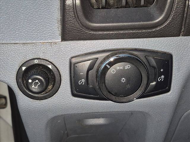 Used 2015 Ford Transit 250 130 Low Roof w/ Exterior Upgrade Package RWD image 14
