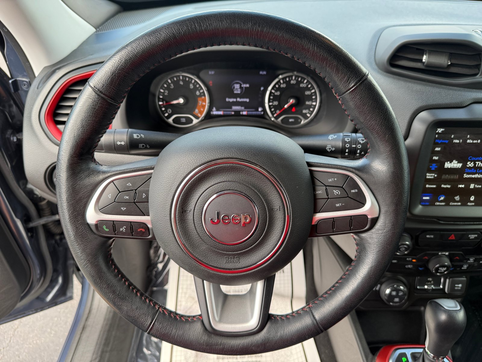 Used 2020 Jeep Renegade Trailhawk w/ UConnect 8.4 Nav Group AWD/4WD image 12