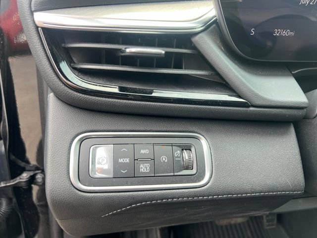 Used 2025 Buick Enclave Avenir w/ LPO, Floor Liner Package AWD/4WD image 30