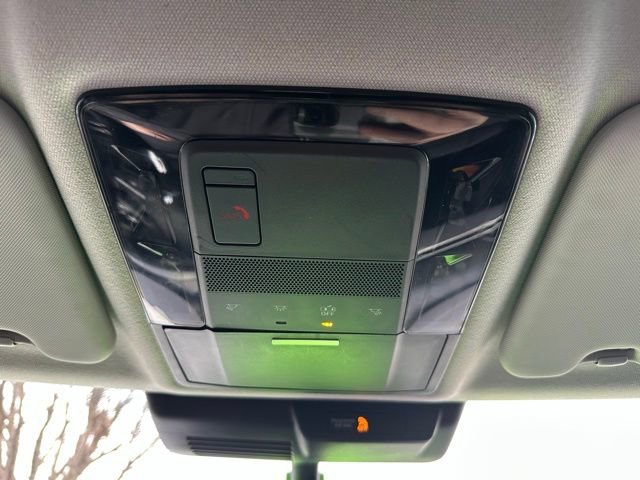 Used 2025 Mitsubishi Outlander SE image 33