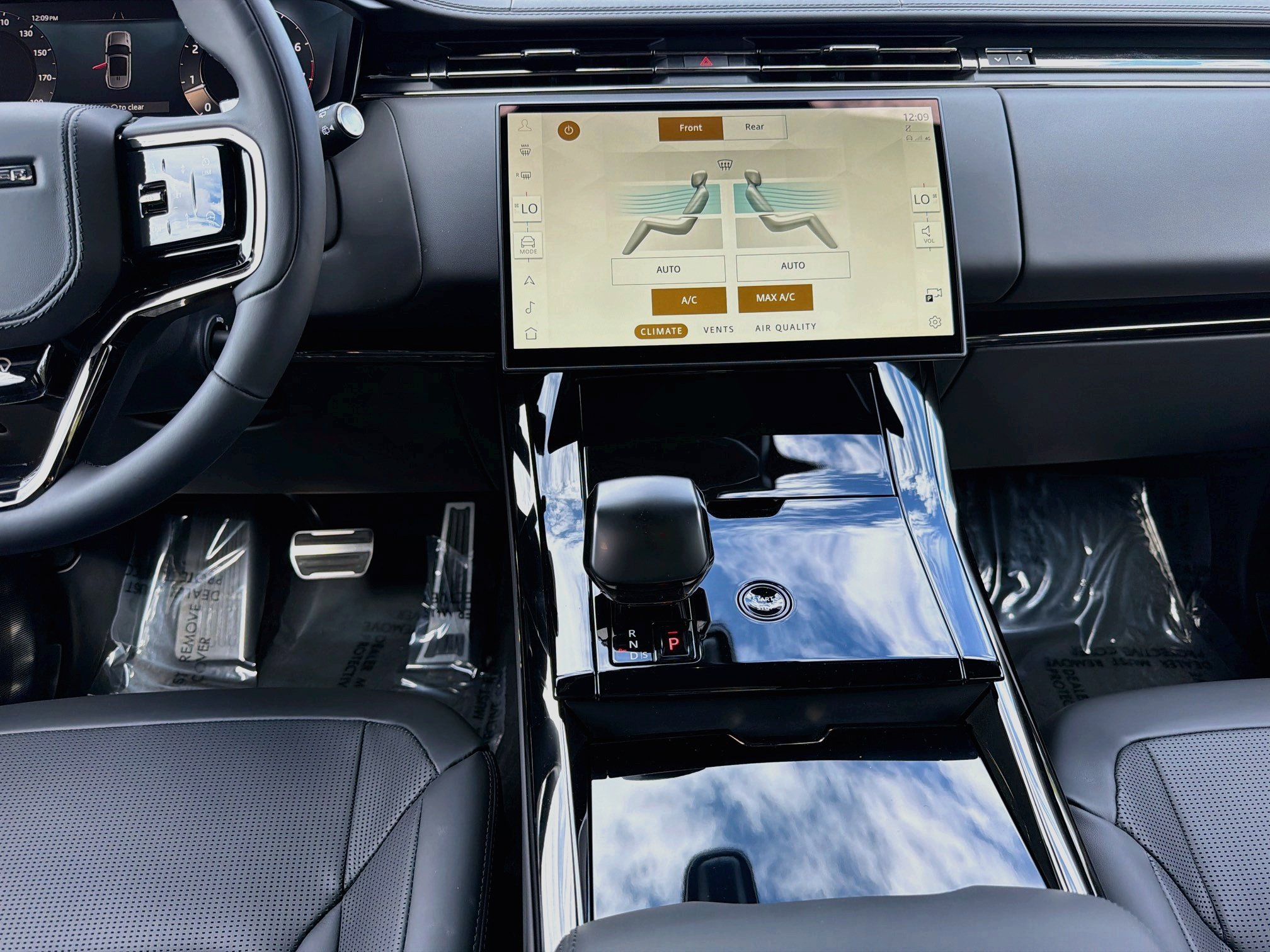 New 2027 Land Rover Range Rover Sport SV AWD/4WD image 19
