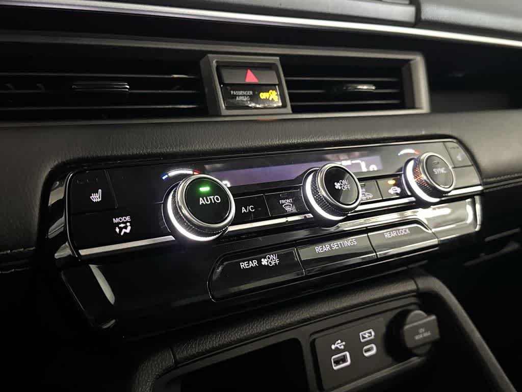 Used 2025 Honda Pilot EX-L image 19