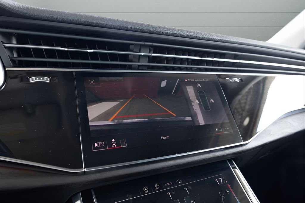 Used 2023 Audi Q8 Premium Plus AWD/4WD image 20