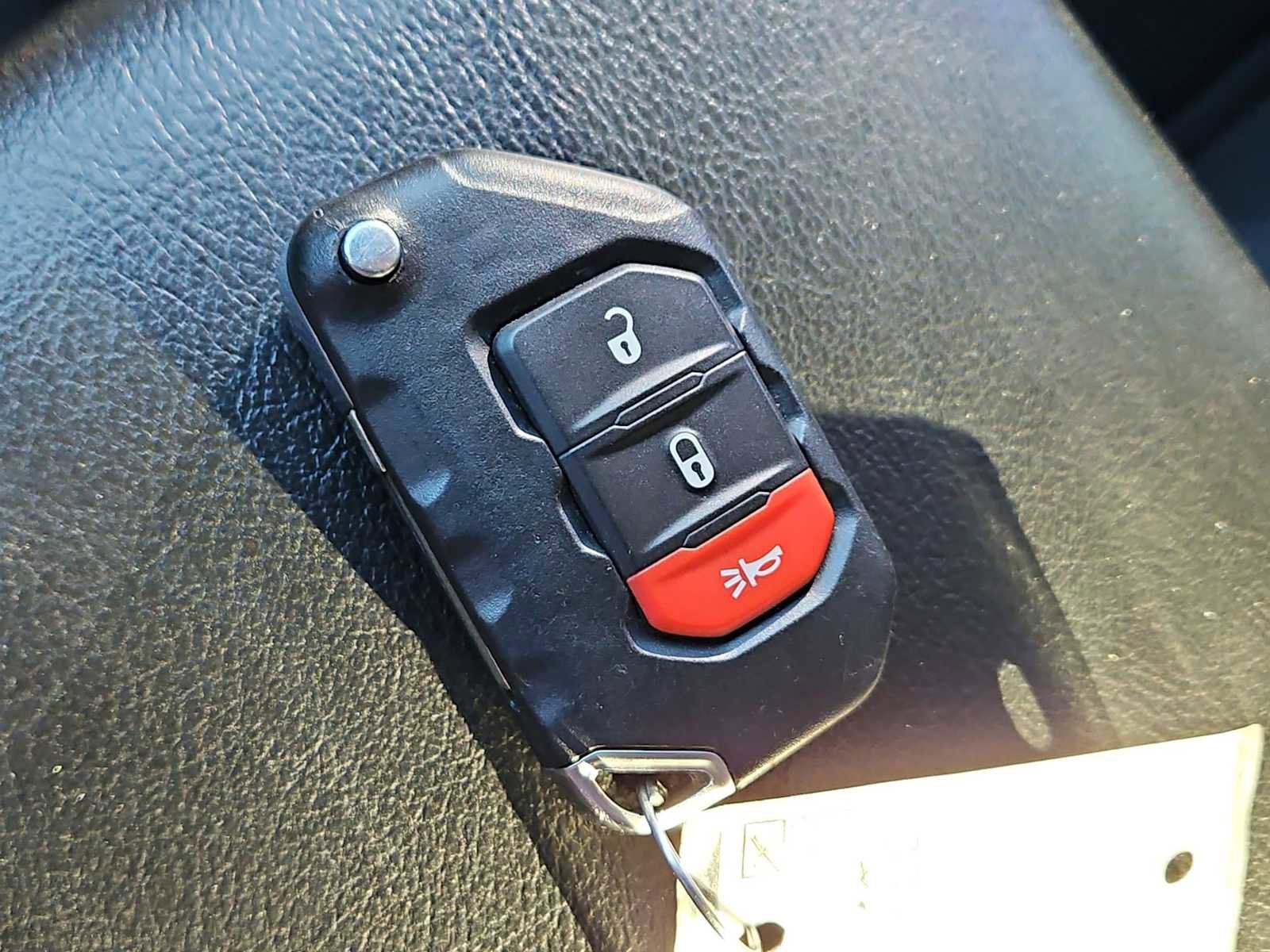 Used 2022 Jeep Wrangler Willys image 31