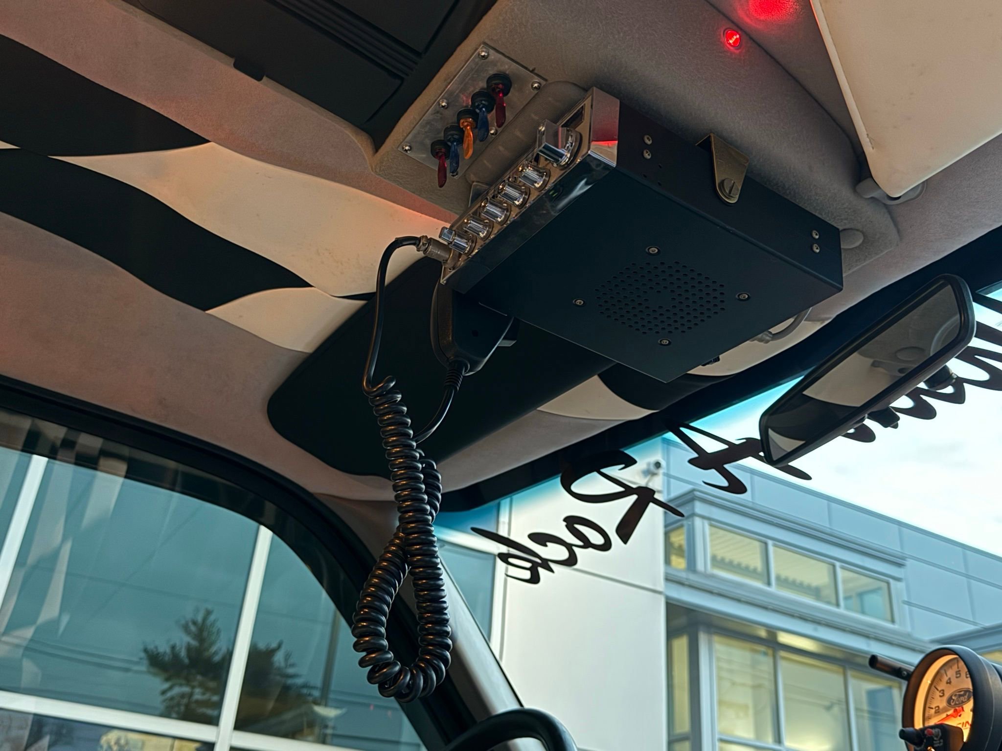 Used 1999 Ford F350 4x4 Crew Cab DRW Super Duty image 26