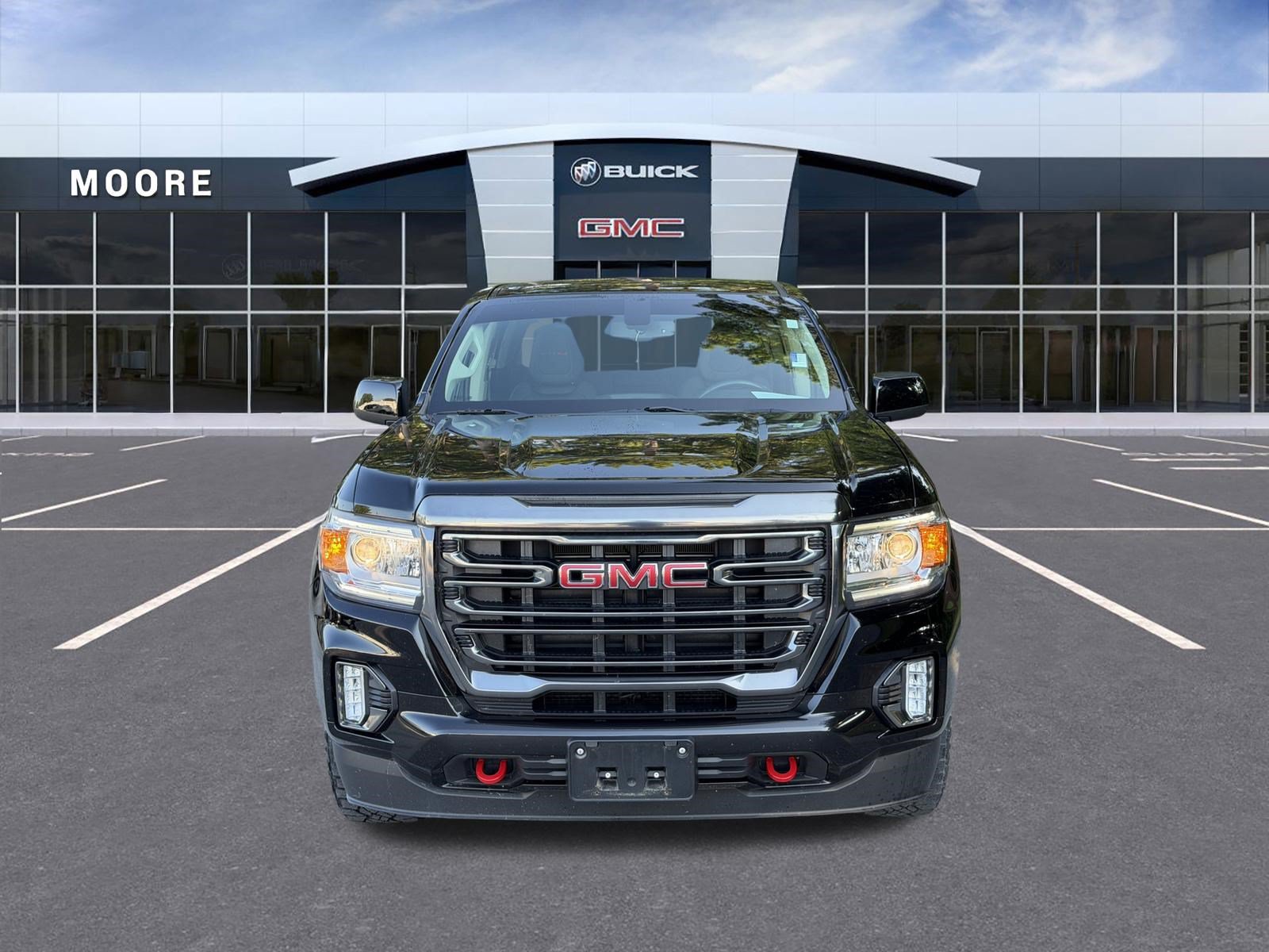 Used 2022 GMC Canyon AT4 w/ Trailering Package AWD/4WD image 3
