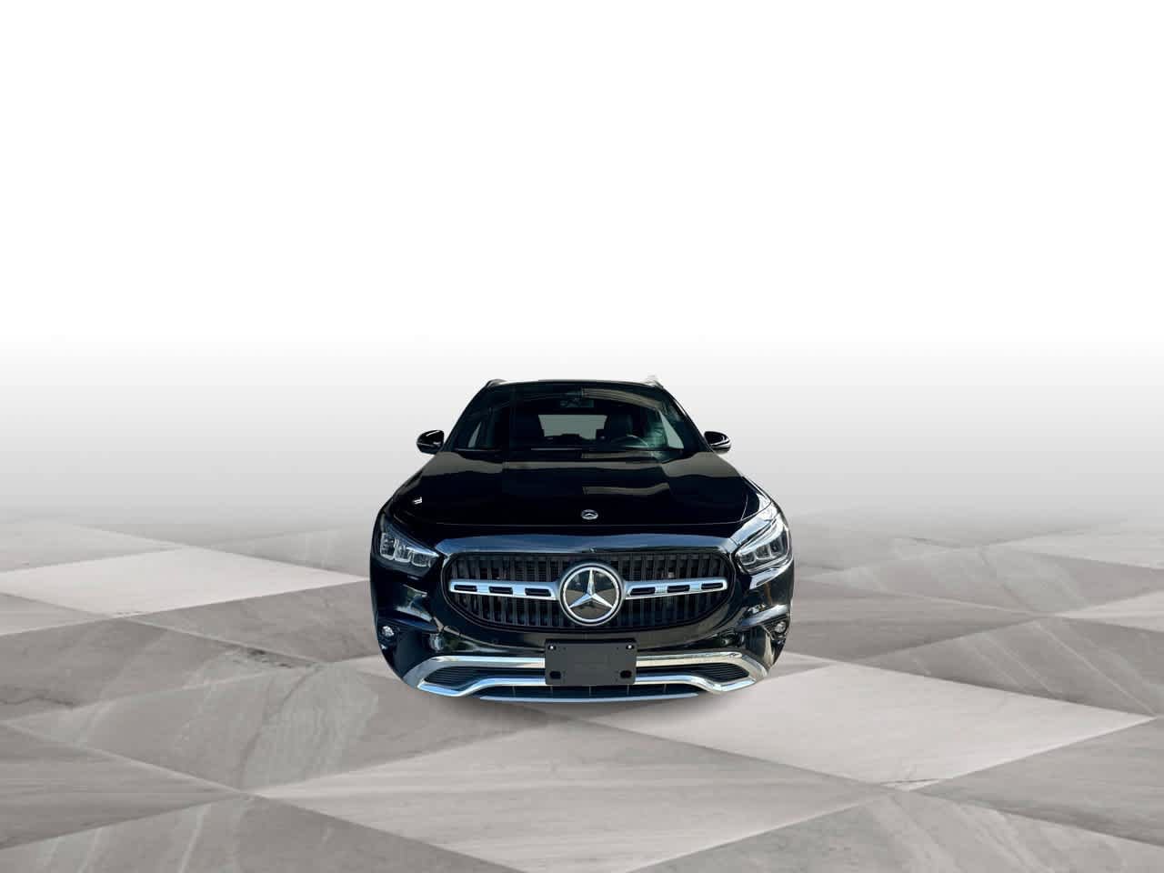Used 2025 Mercedes-Benz GLA 250 4MATIC w/ Winter Package image 3