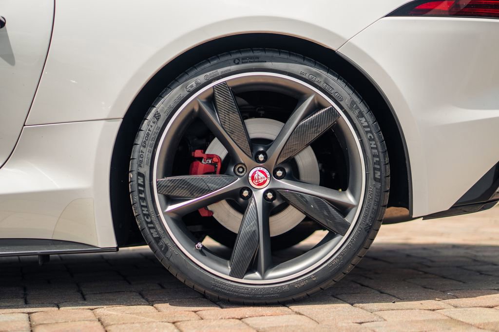 Used 2020 Jaguar F-TYPE R-Dynamic image 16