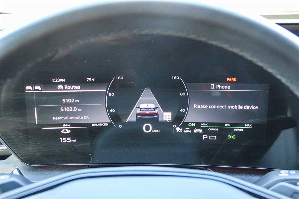 Used 2025 Audi Q6 e-tron Premium Plus image 24
