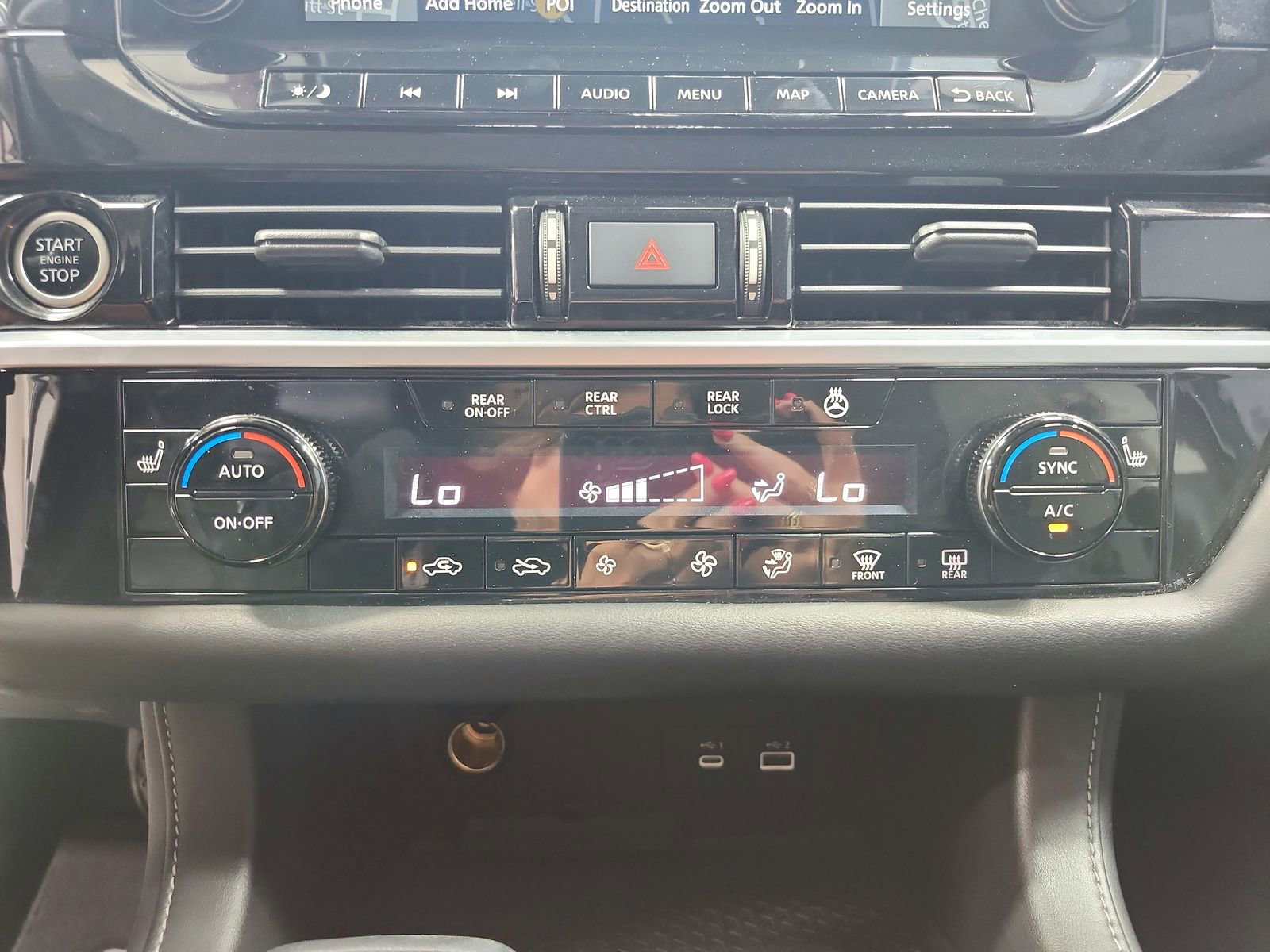 Used 2022 Nissan Pathfinder SL w/ Lighting Package (N92) image 30