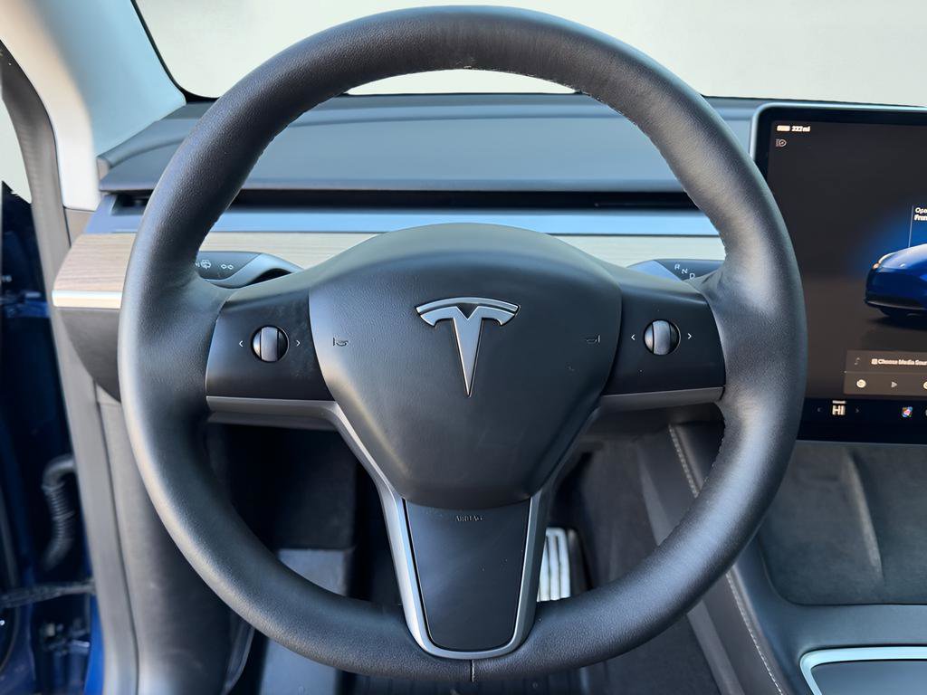 Used 2022 Tesla Model Y Performance image 37