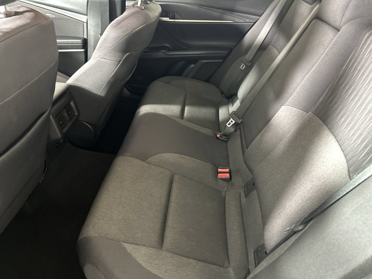 Used 2025 Toyota Camry LE FWD image 24