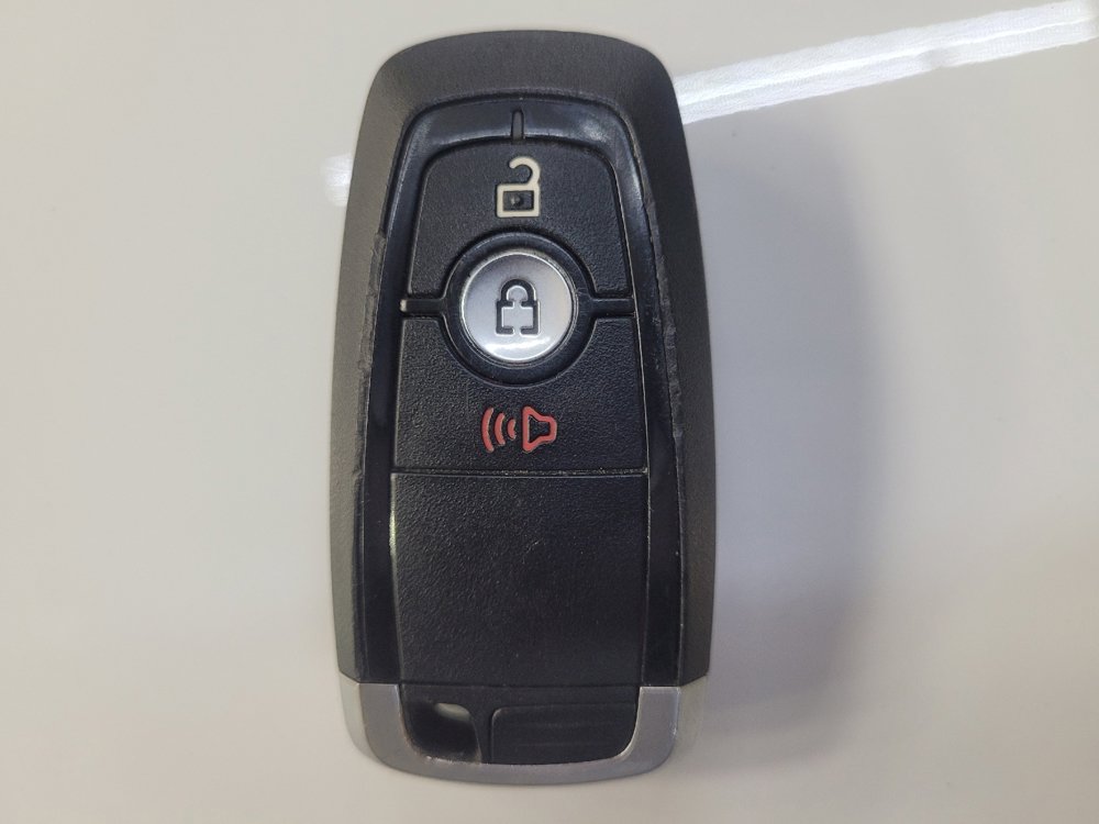 Used 2024 Ford Edge SEL image 32