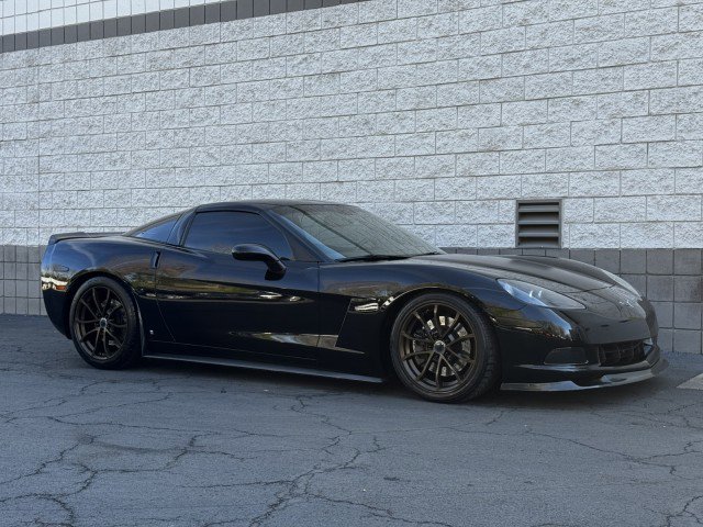 Used 2006 Chevrolet Corvette Coupe w/ Performance Package image 4