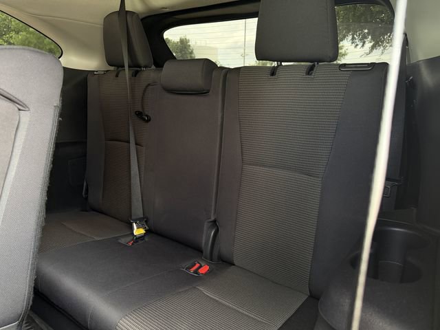 Used 2022 Toyota Highlander L FWD image 26