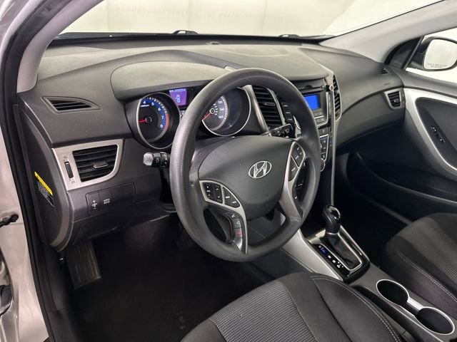 Used 2017 Hyundai Elantra GT image 12