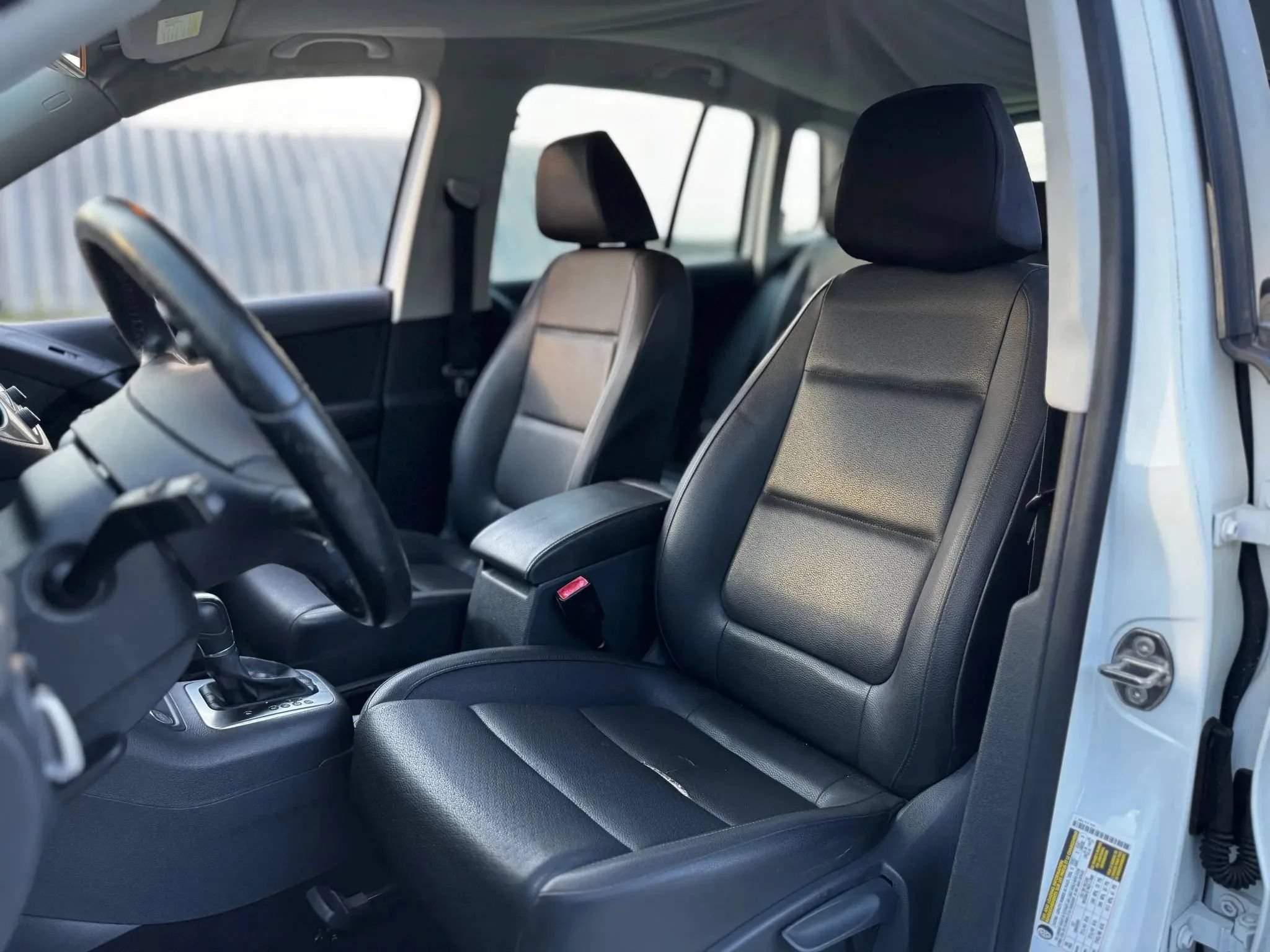 Used 2016 Volkswagen Tiguan S FWD image 15