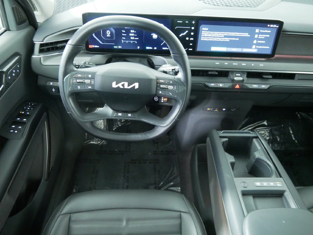 Used 2024 Kia EV9 Land AWD/4WD image 23