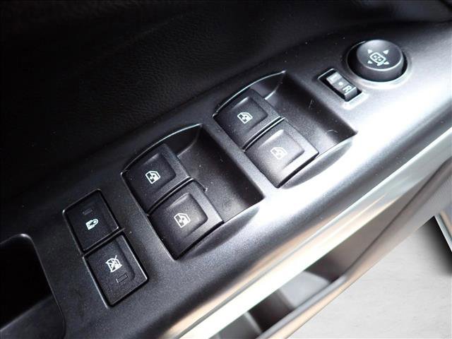 Used 2015 Chevrolet Colorado LT w/ Luxury Package image 14